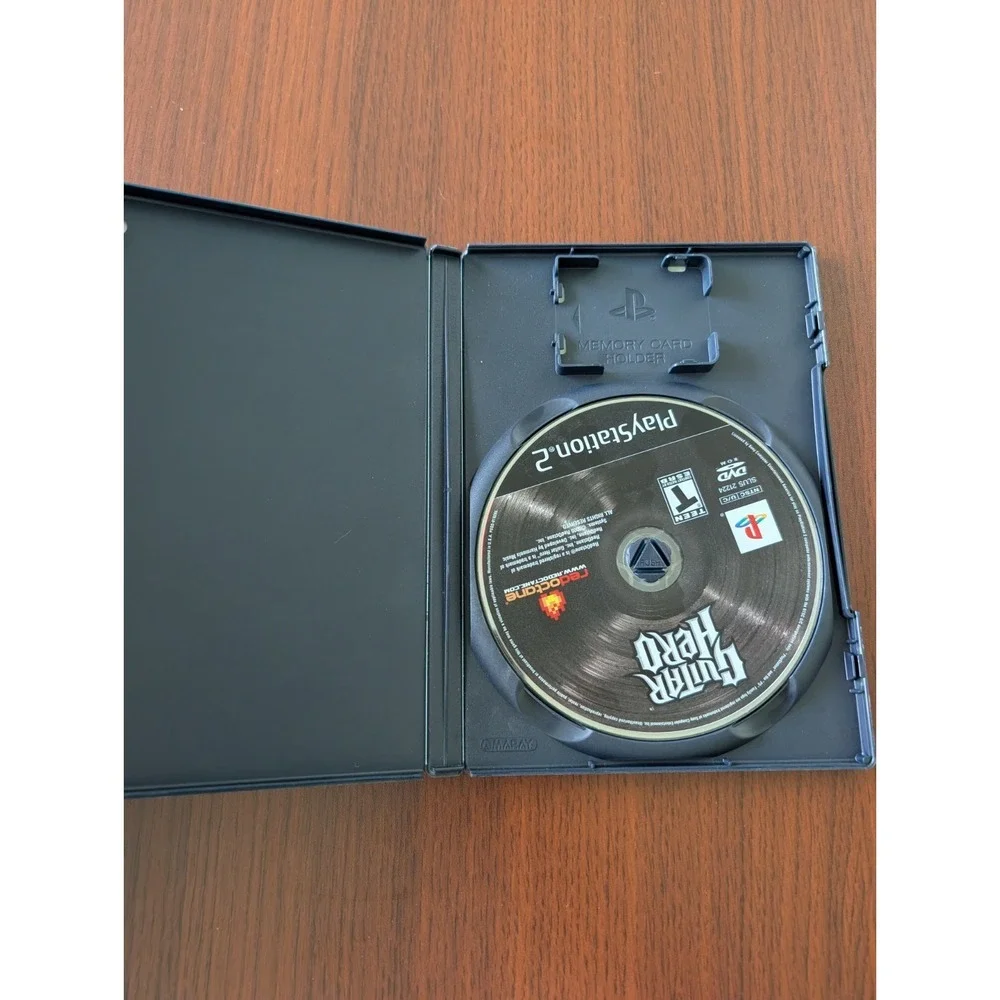 Guitar Hero (Sony PlayStation 2, 2006)  PS2